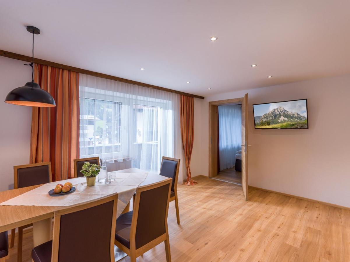 Tennenwirt Guesthouse - Adults Only เซิลล์ ภายนอก รูปภาพ