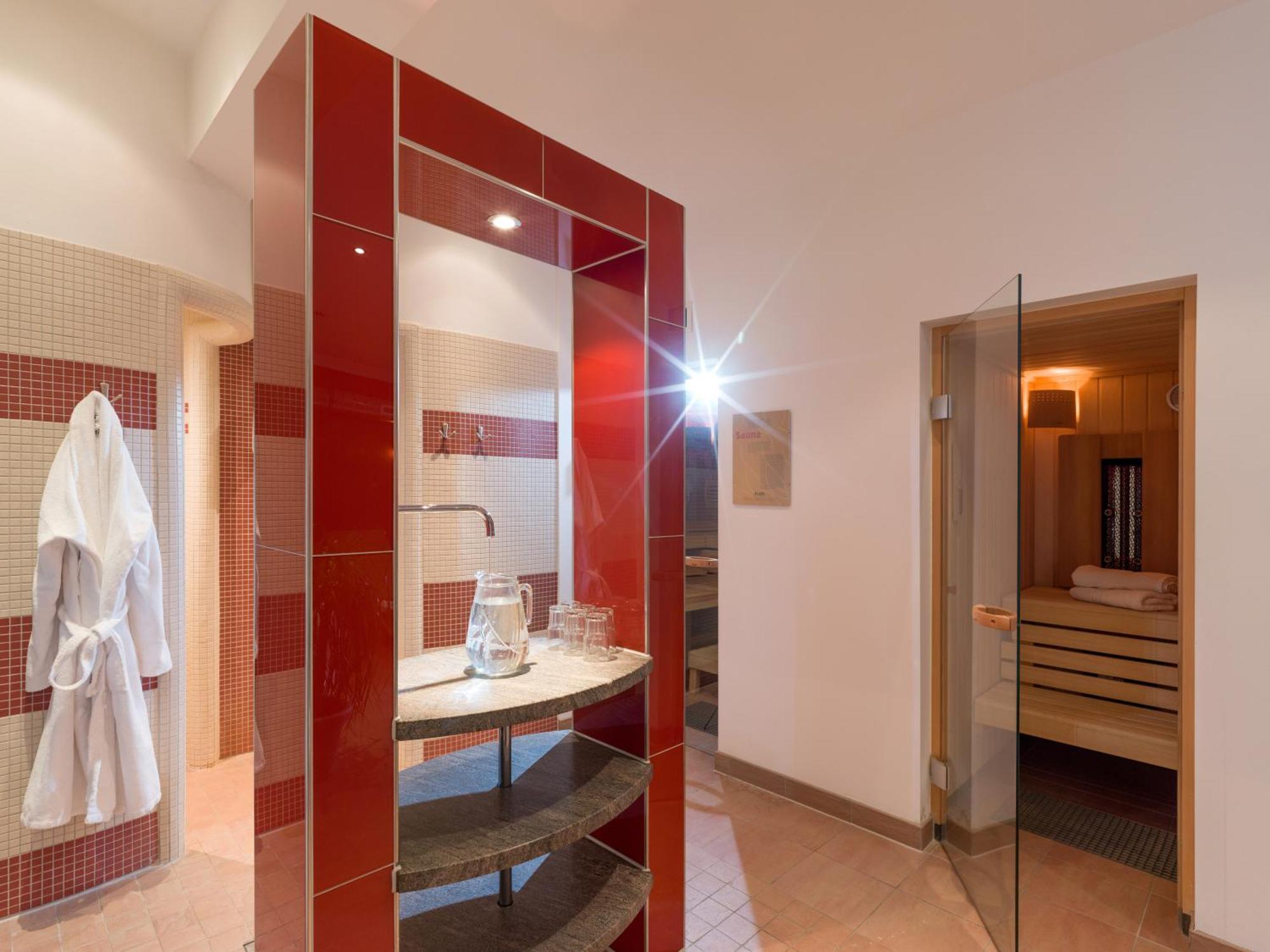 Tennenwirt Guesthouse - Adults Only เซิลล์ ภายนอก รูปภาพ