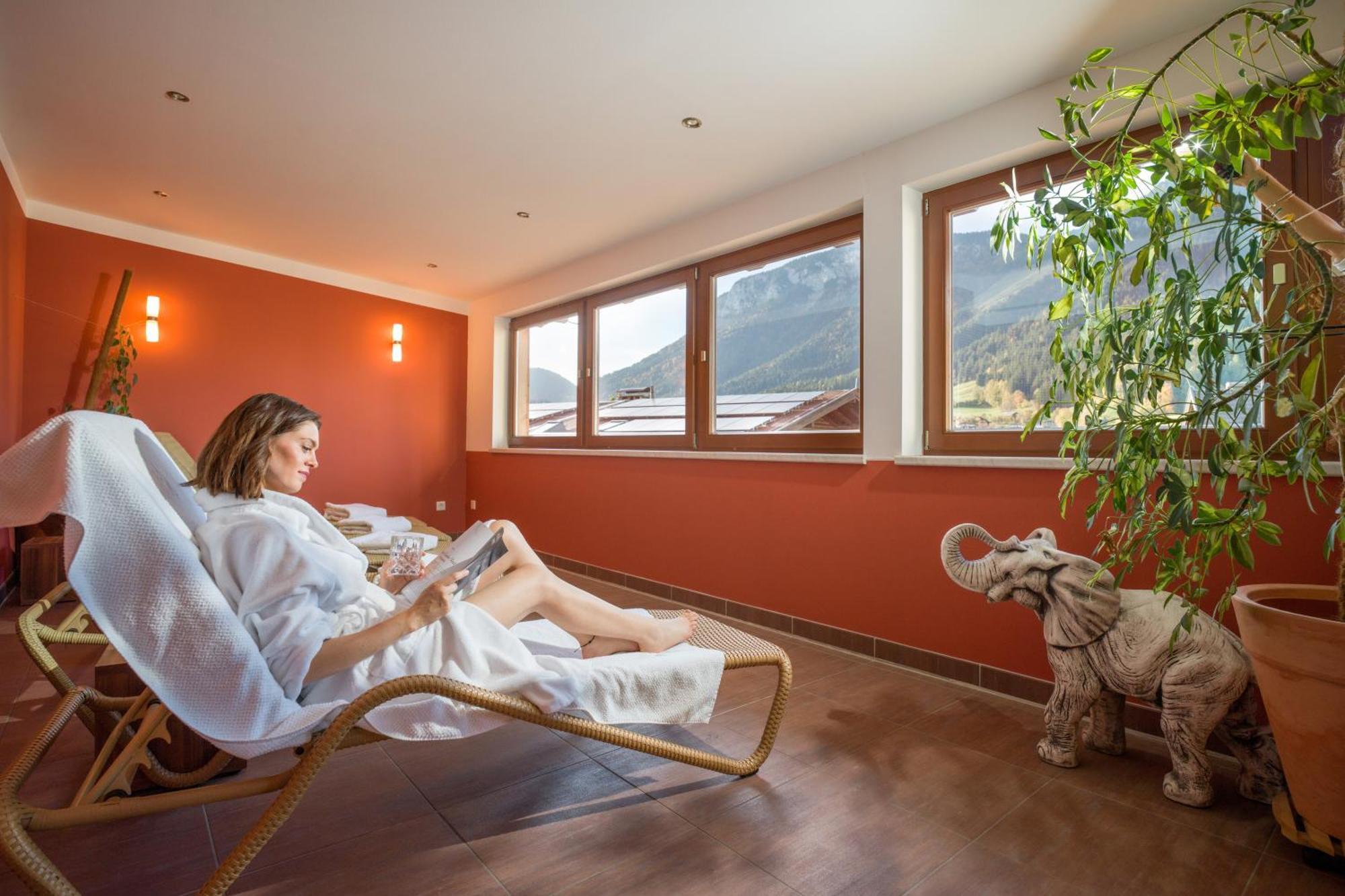 Tennenwirt Guesthouse - Adults Only เซิลล์ ภายนอก รูปภาพ